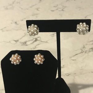 Set of 2 Pearl Covered Round Earrings